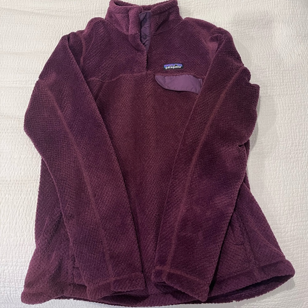 Women’s Patagonia fleece pullover size M
